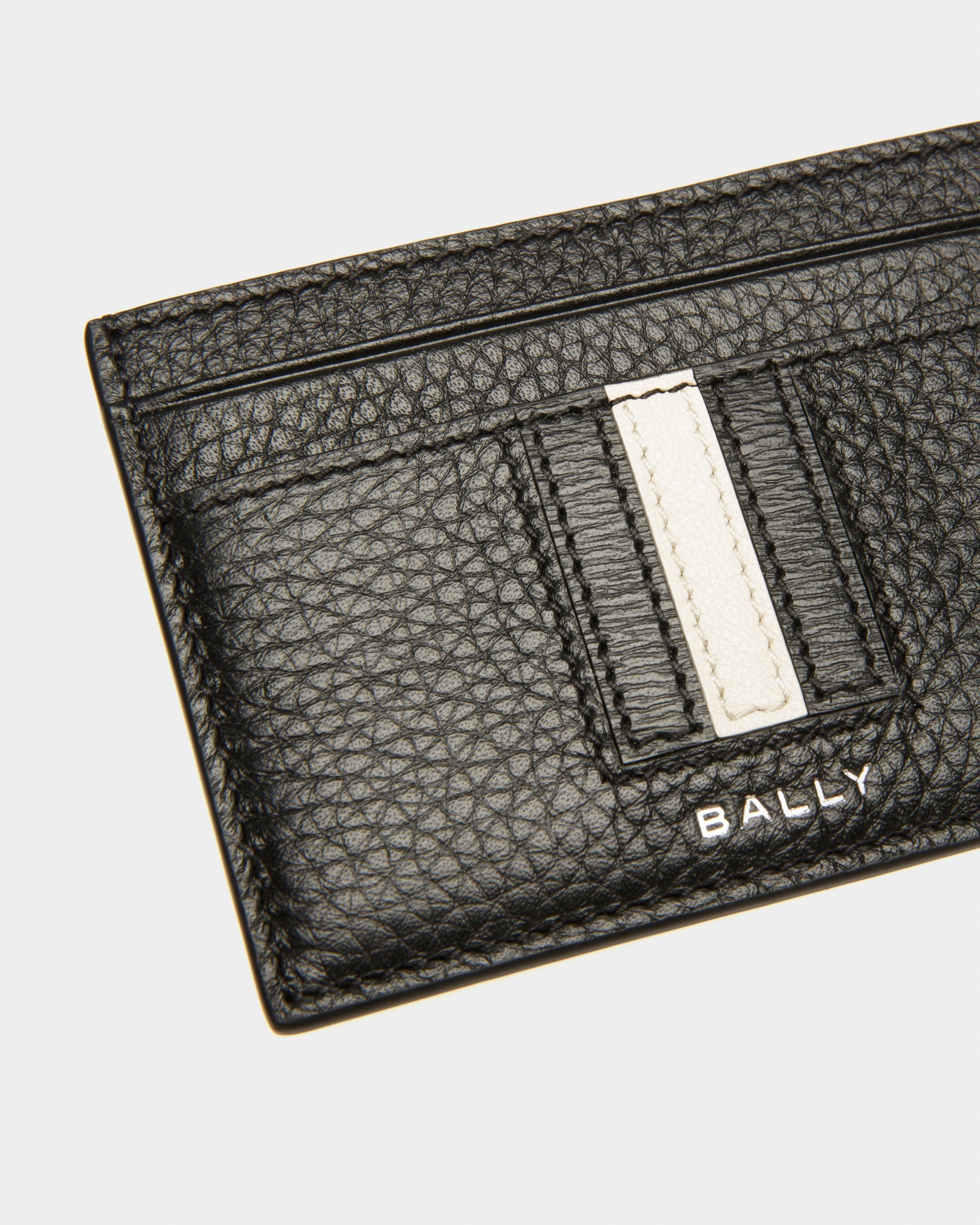 Ribbon Card Holder In Black Leather
