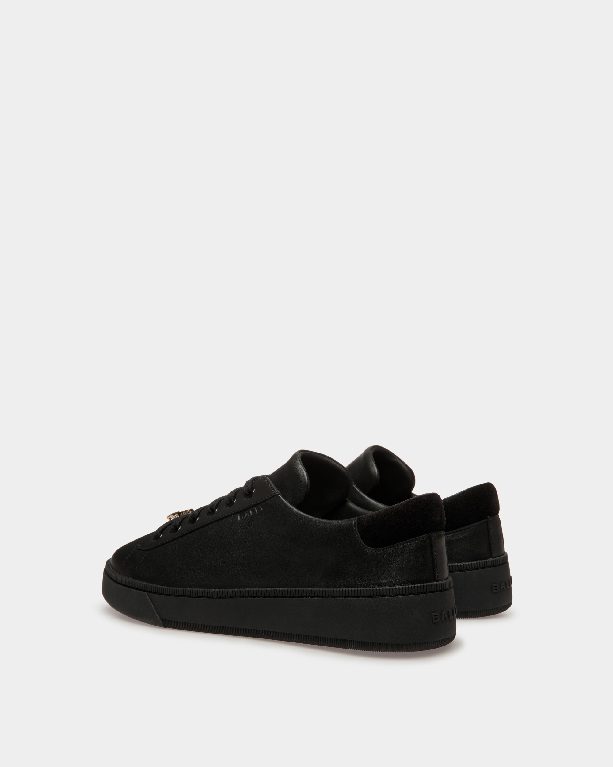 Ryver Leather Sneakers