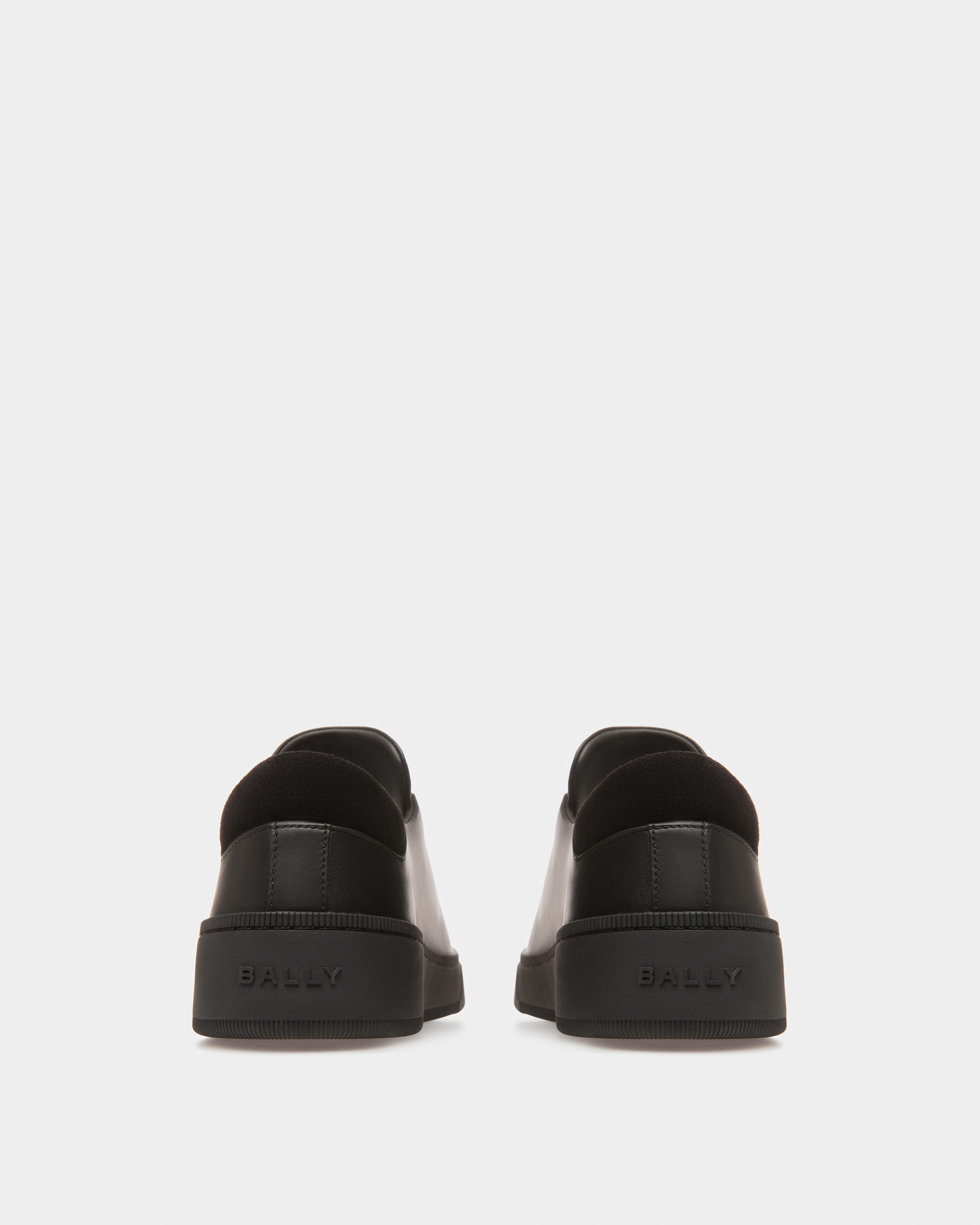 Ryver Leather Sneakers