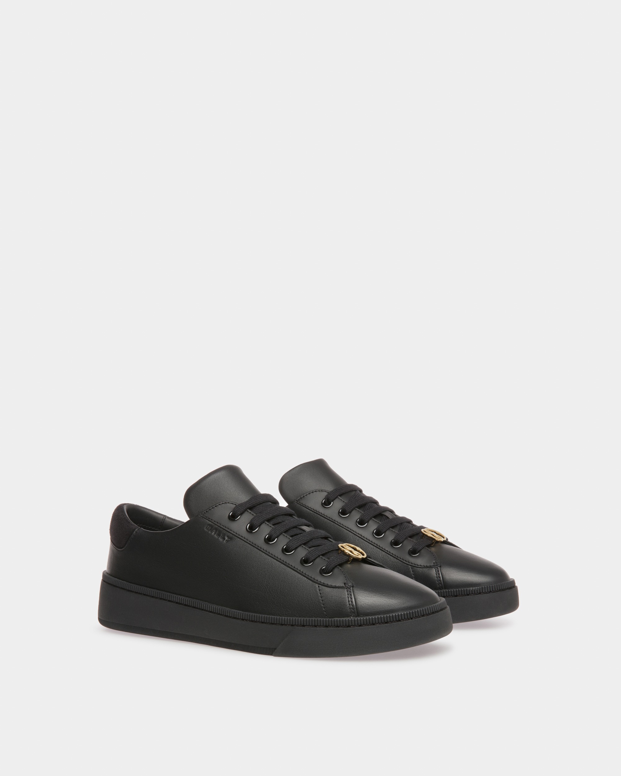 Ryver Leather Sneakers