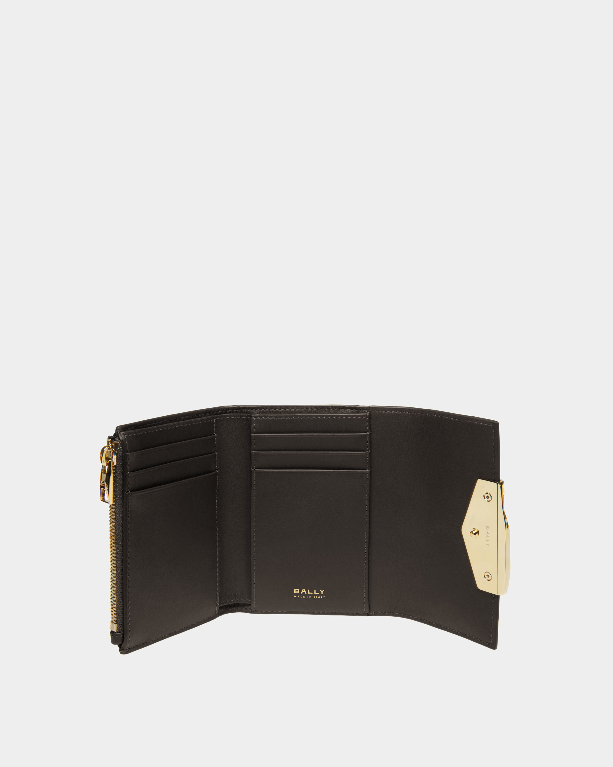 Baroque Wallet In Black Leather