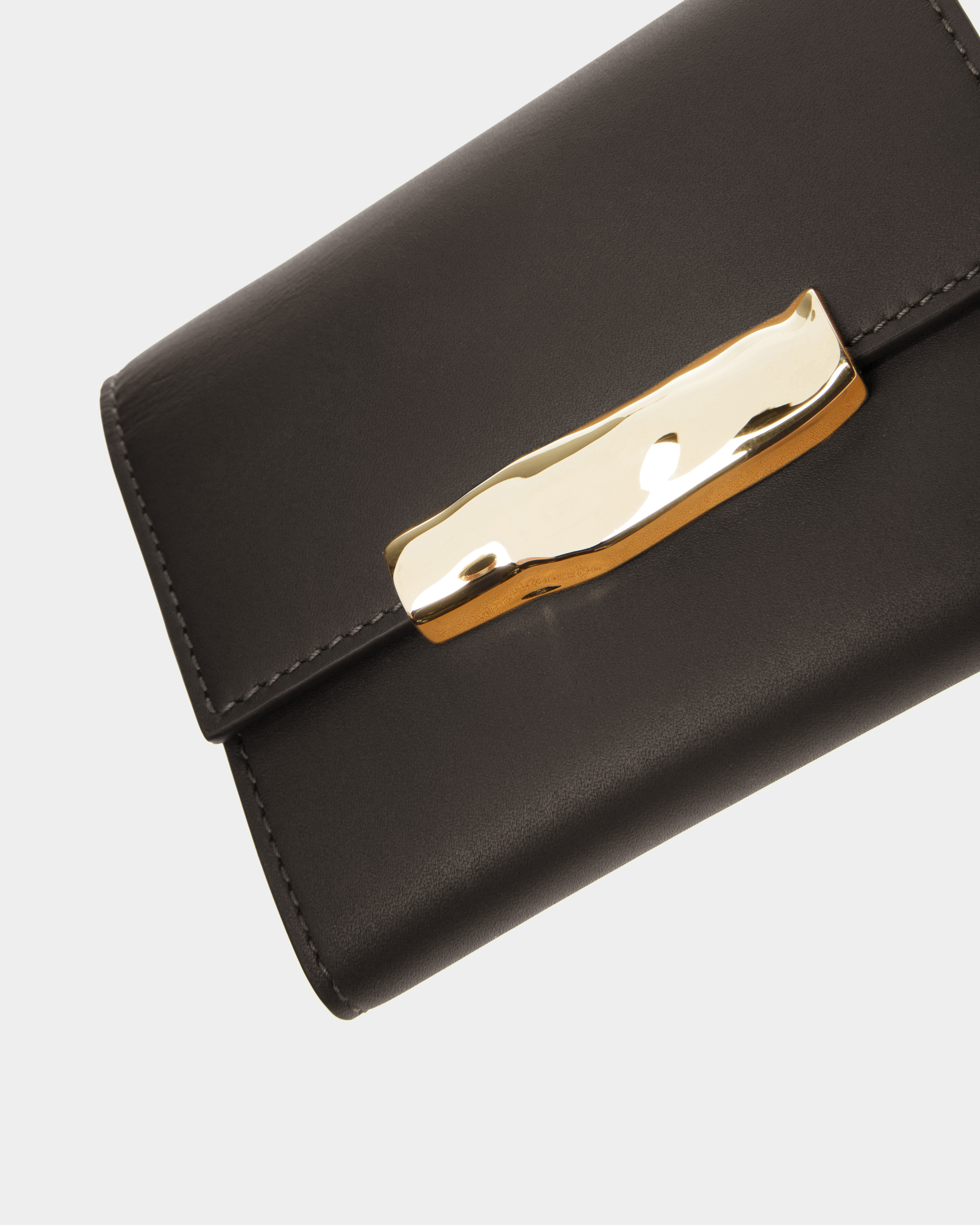 Baroque Wallet In Black Leather