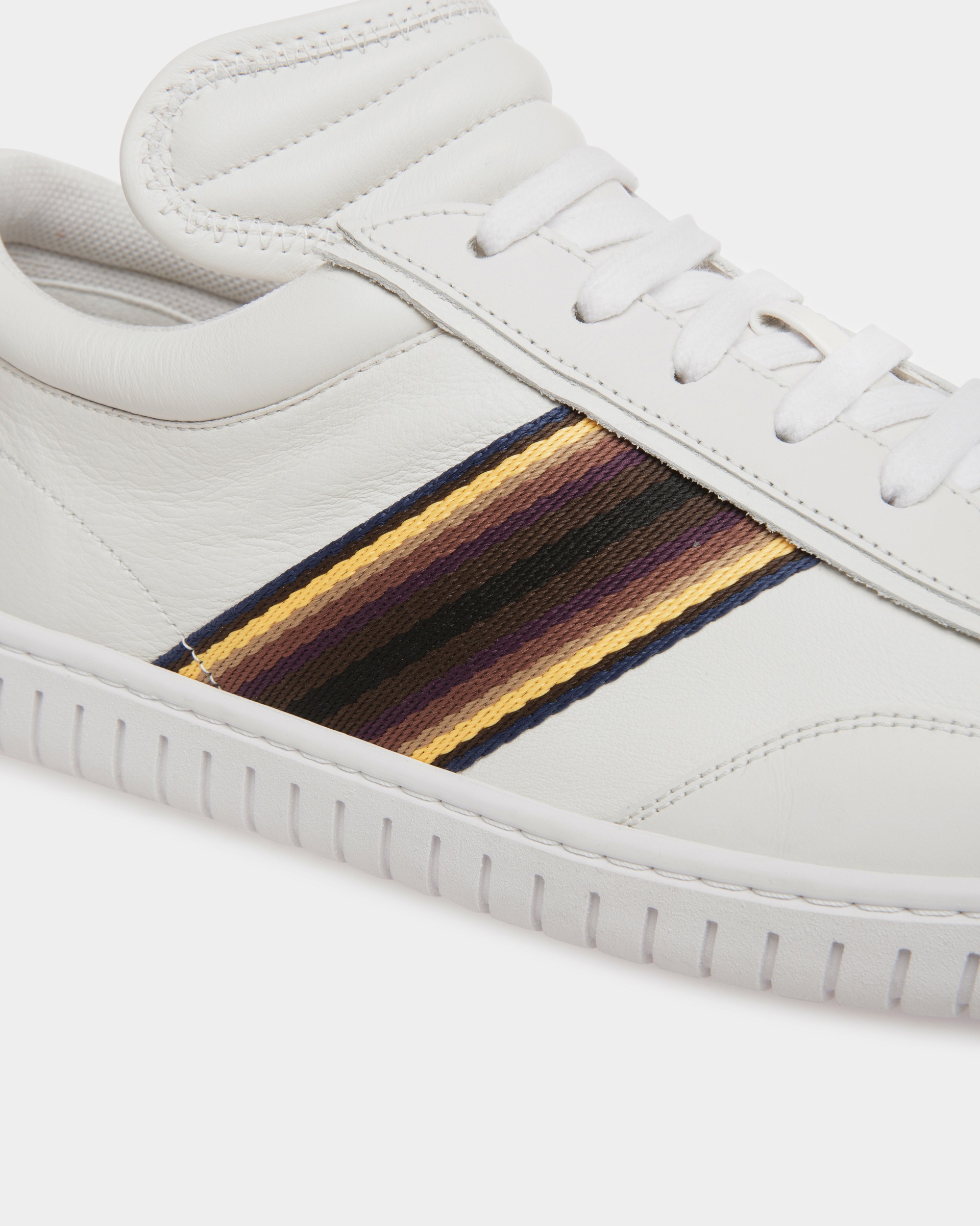 Parrel-Ribbon Leather Sneakers
