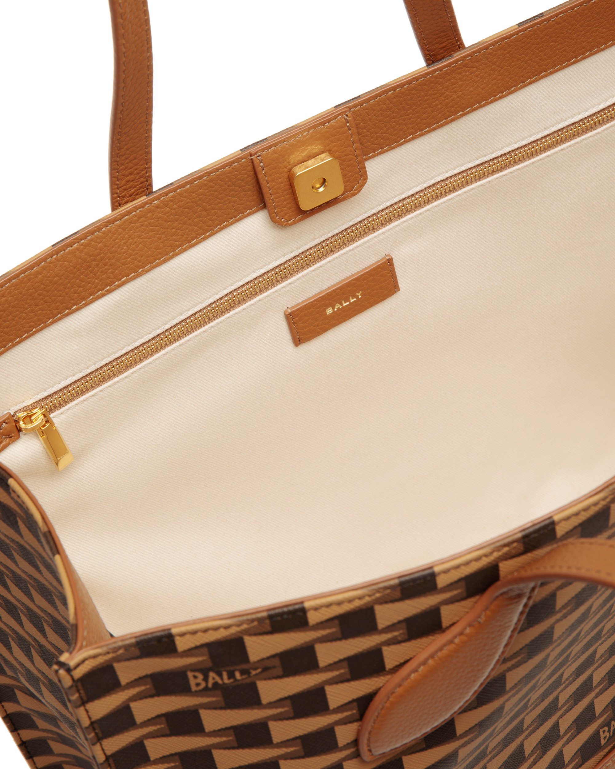 Pennant Tote Bag In Desert TPU