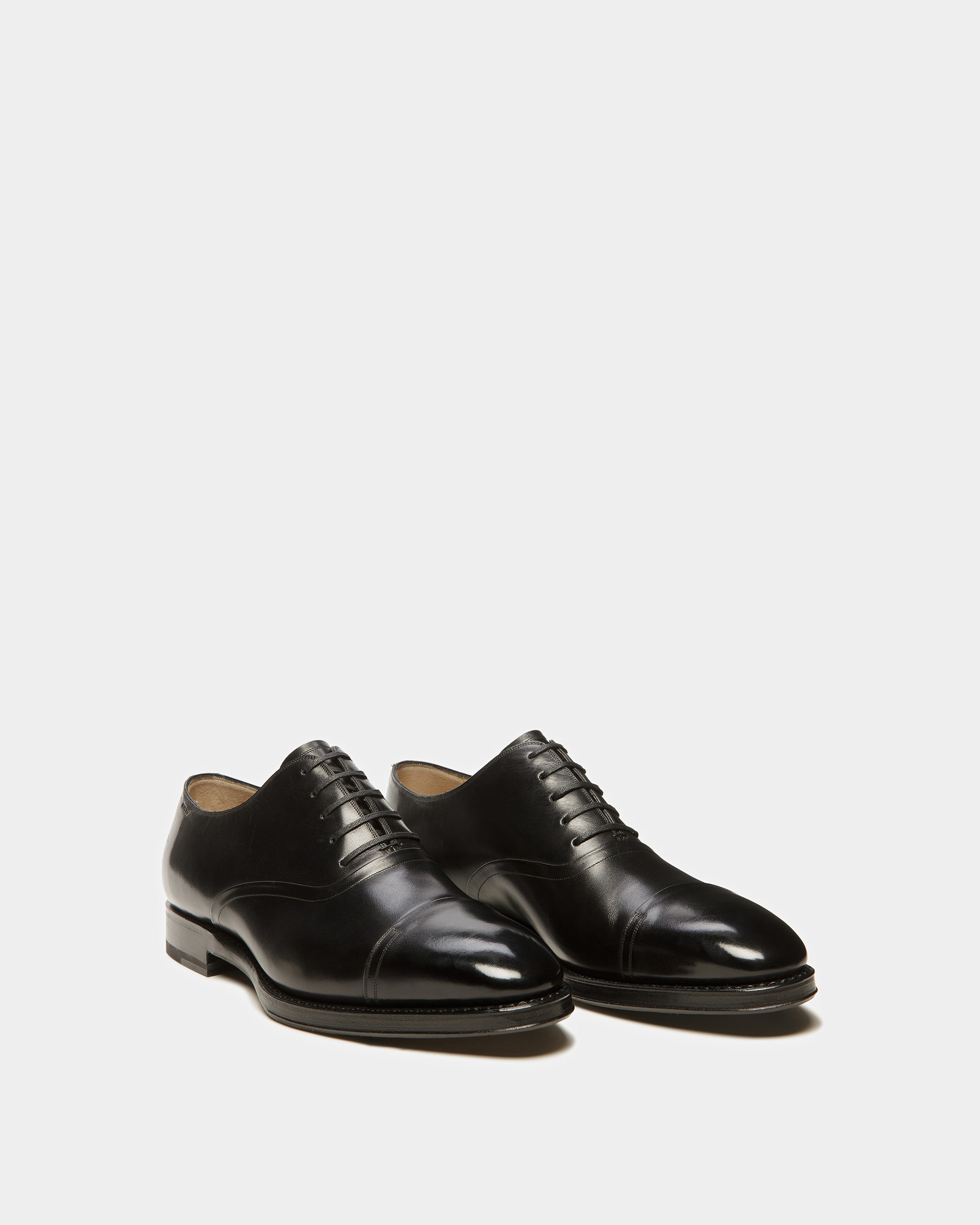 Selby-L Leather Lace-Ups