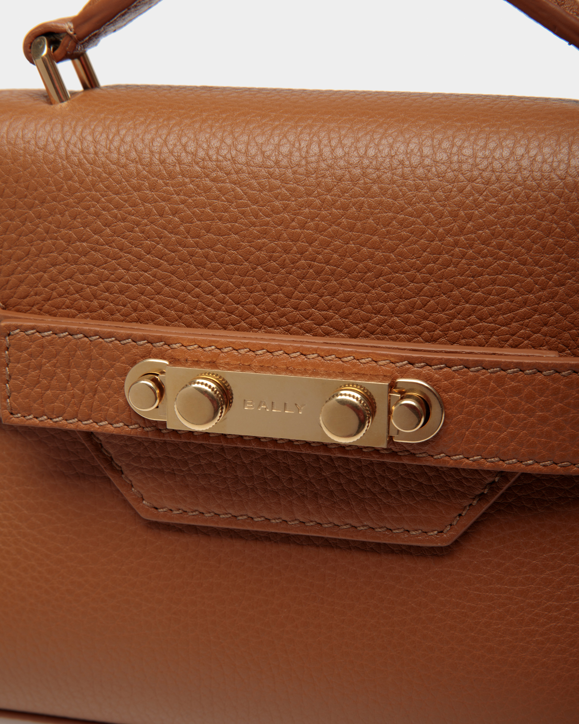 Sorround SM Leather Top Handle Bag