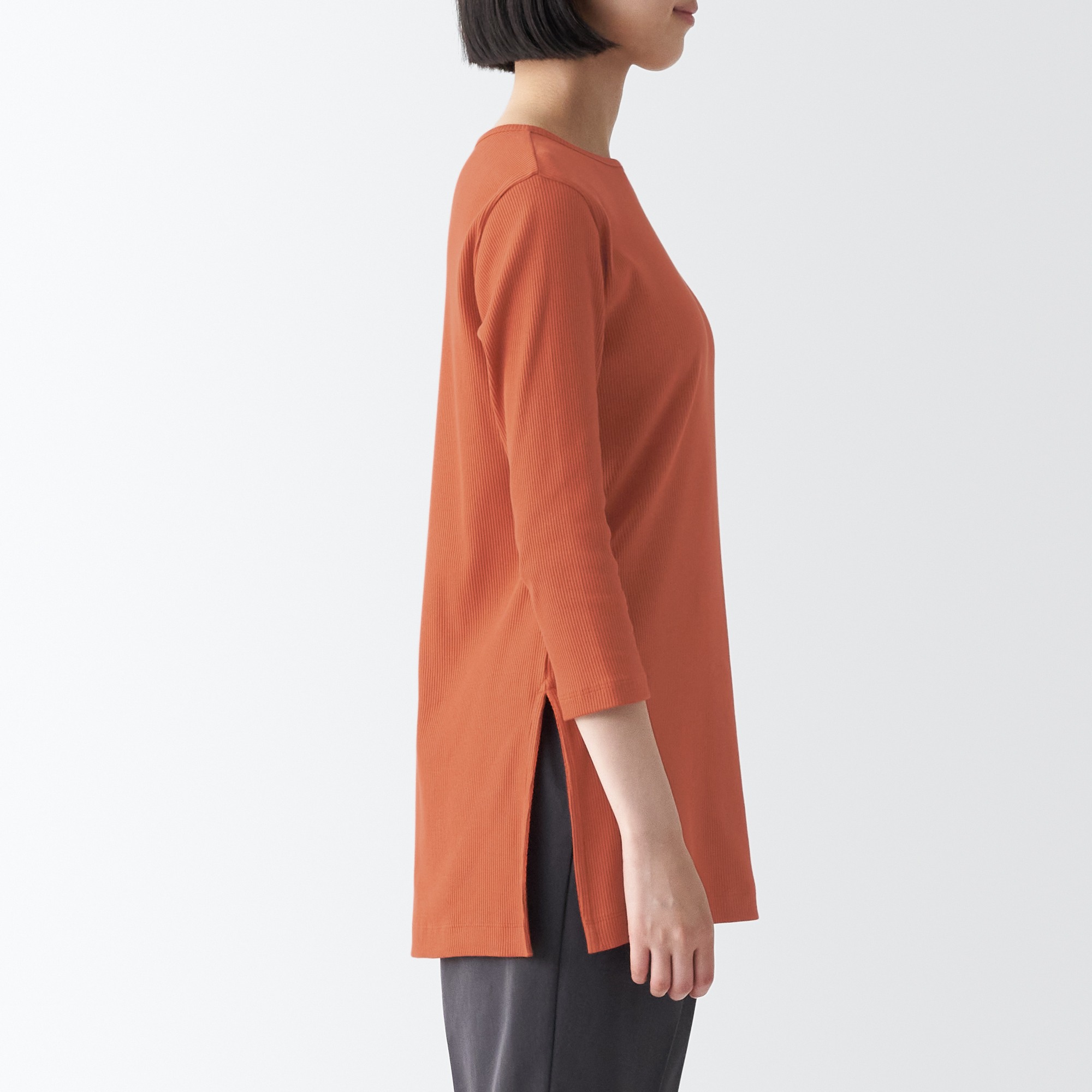 Stretch ribbed 3/4 sleeve tunic