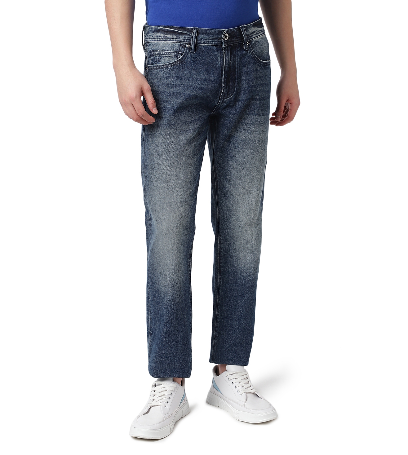 Buy Wrangler Men Charcoal Grey Rockville Regular Fit Jeans - Jeans for Men  370300 | Myntra