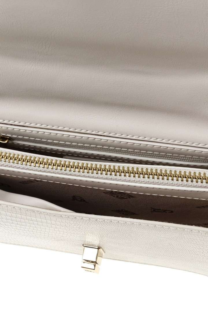 Bstake-E White Handbags