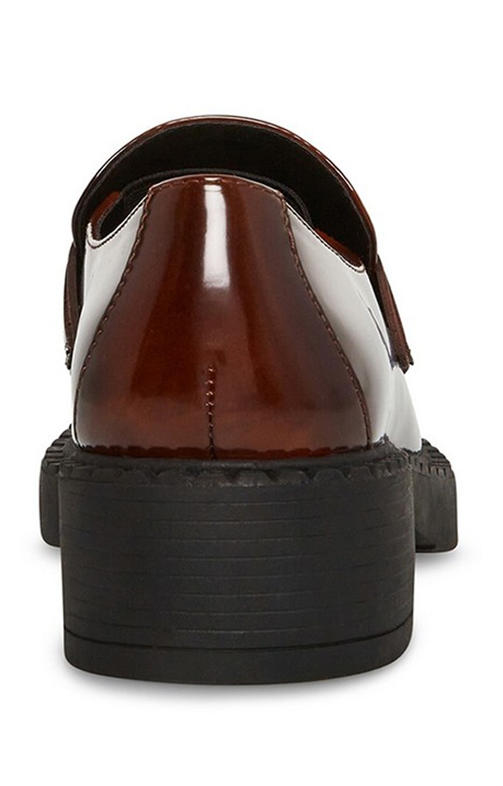 Ambrose-B Brown Closed Flats & Ballerinas