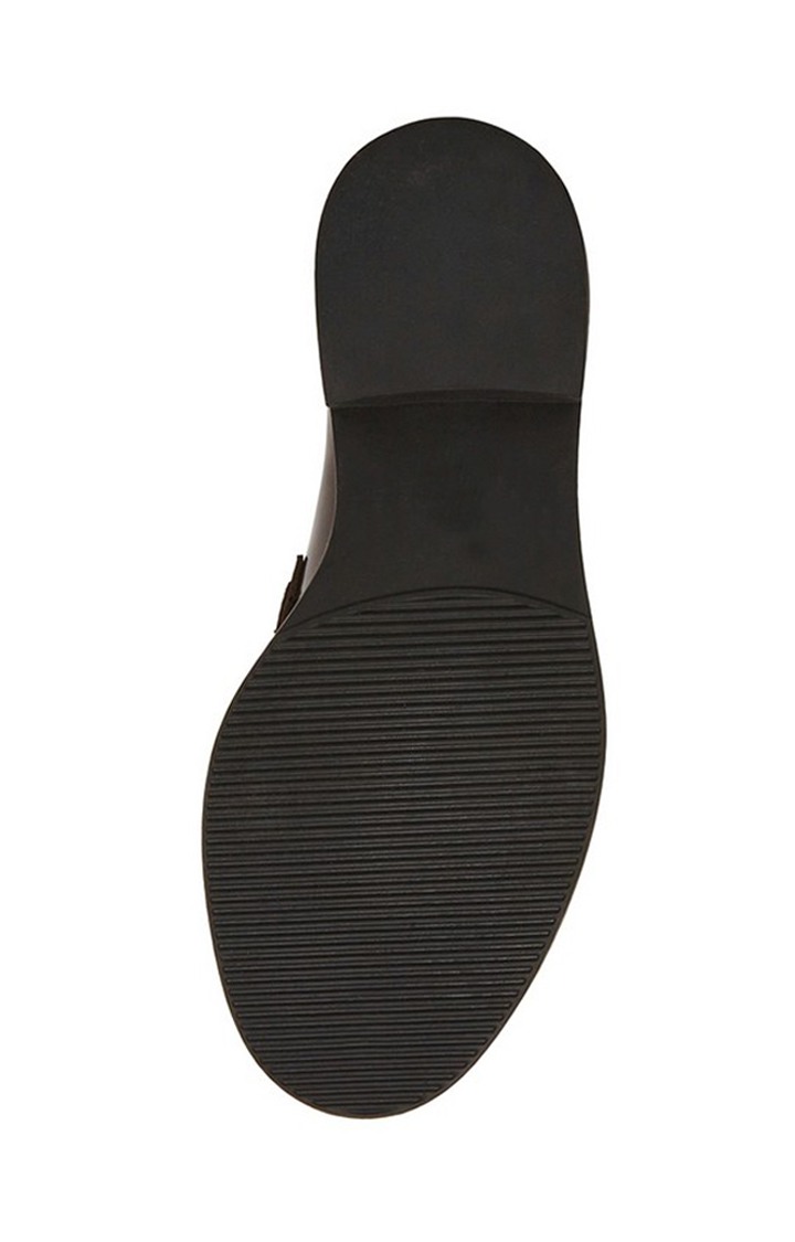 Ambrose-B Brown Closed Flats & Ballerinas
