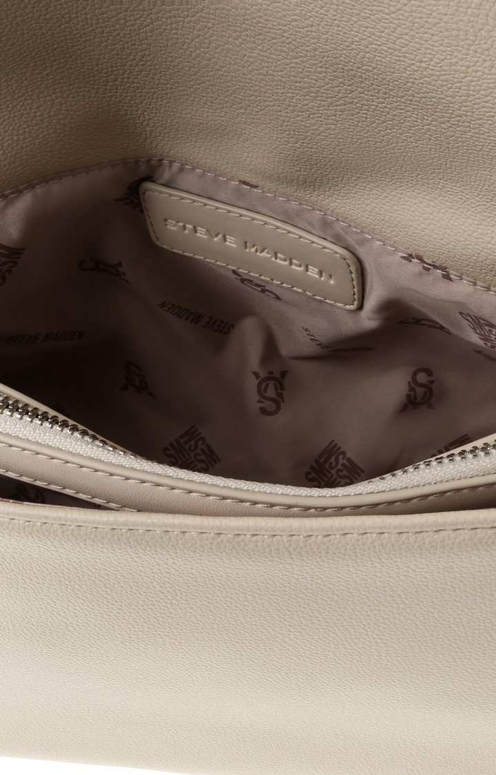 Bfinley White Handbags