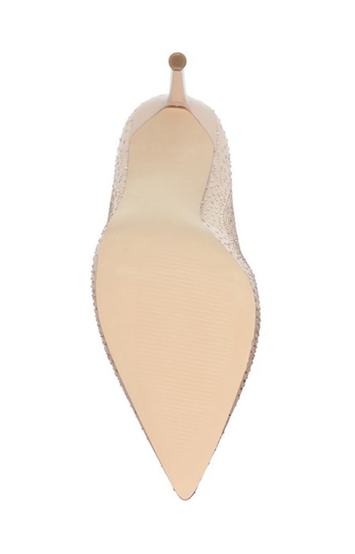 Valorous Natural Pumps