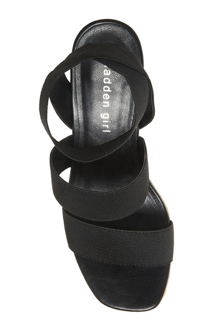 Marandaa Black Wedges