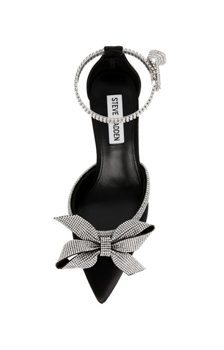 Live Up Black Pumps