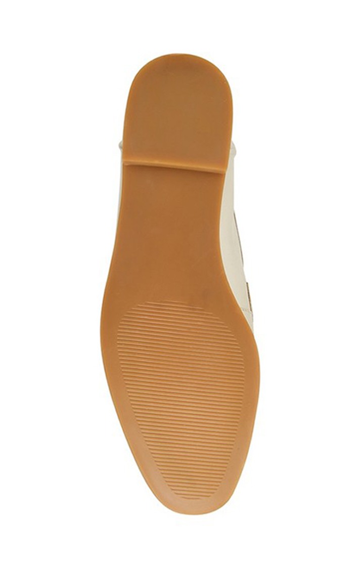 Carrine Gold Closed Flats & Ballerinas
