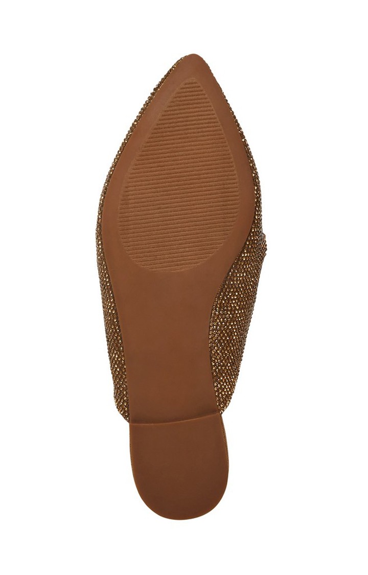 Fleur-R Brown Closed Flats & Ballerinas