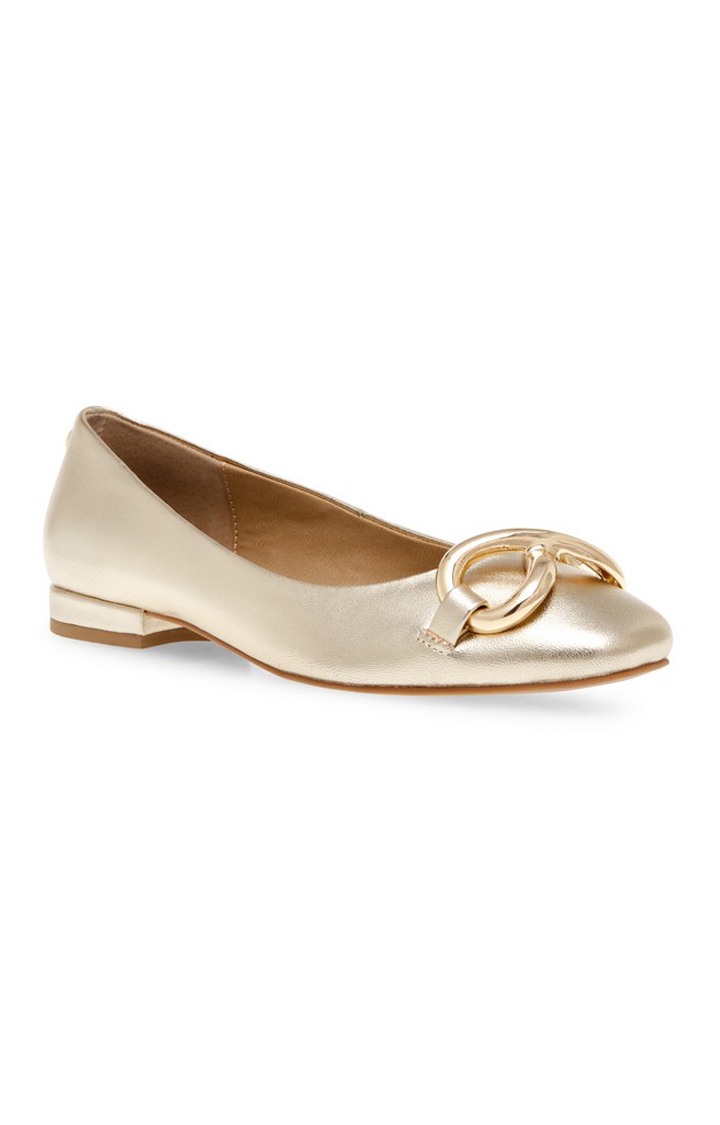 Gracyn Gold Closed Flats & Ballerinas