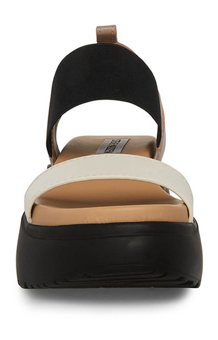 Cruisee Beige Flats
