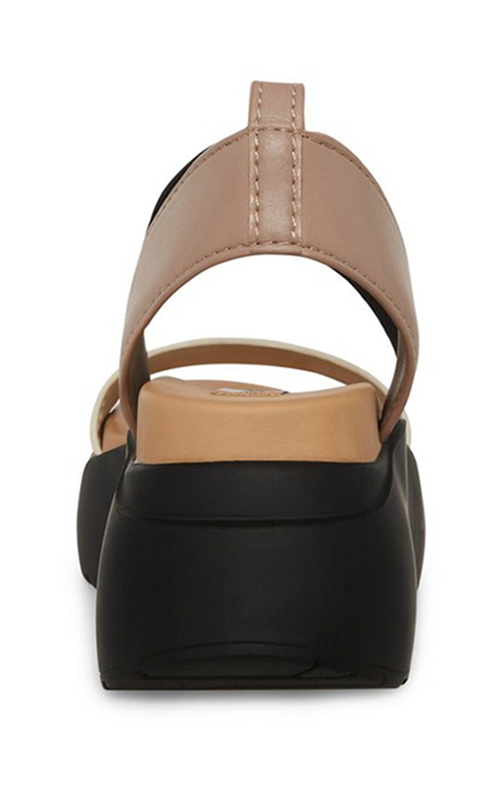 Cruisee Beige Flats