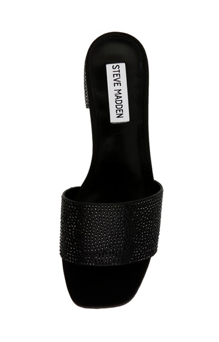 Attain Black Flats
