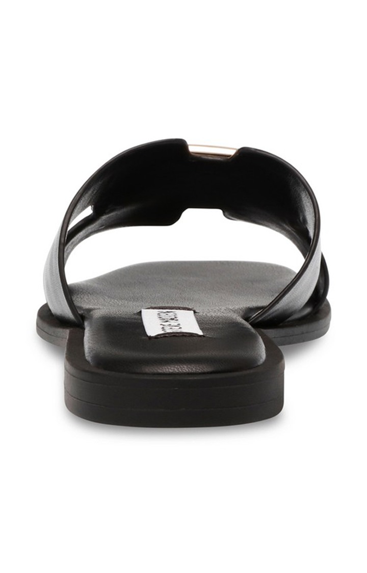 Go-Getter Black Flats