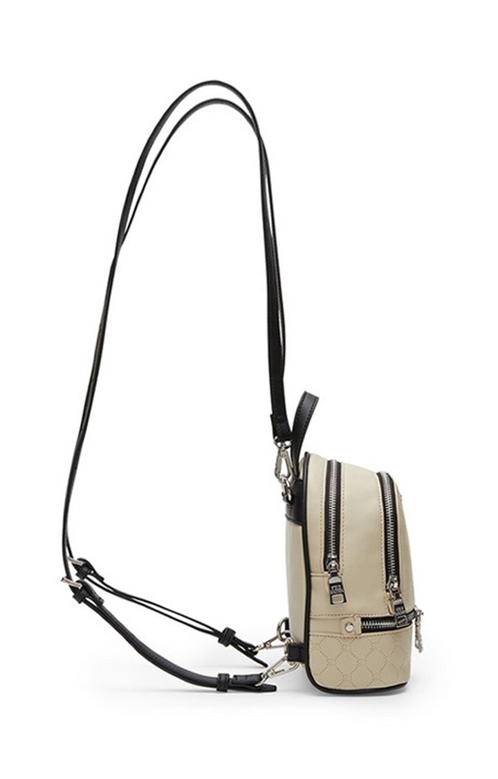 Bviki White Handbags