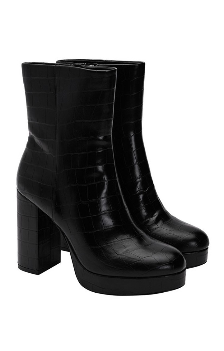 Saege Black Boots