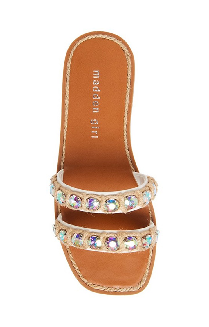 Acclaim White Flats