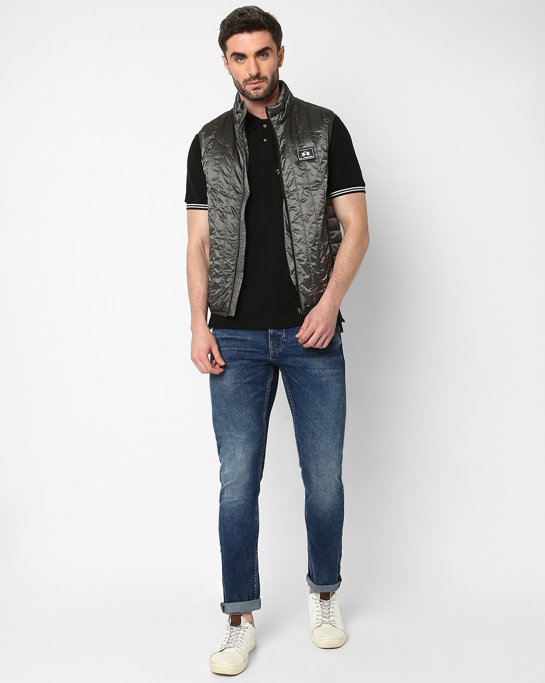 https://cdn.fynd.com/v2/falling-surf-7c8bb8/fyprod/wrkr/products/pictures/item/free/original/000000410395326005/k3iGFjj5l2-410395326_gy_MODEL5.jpg