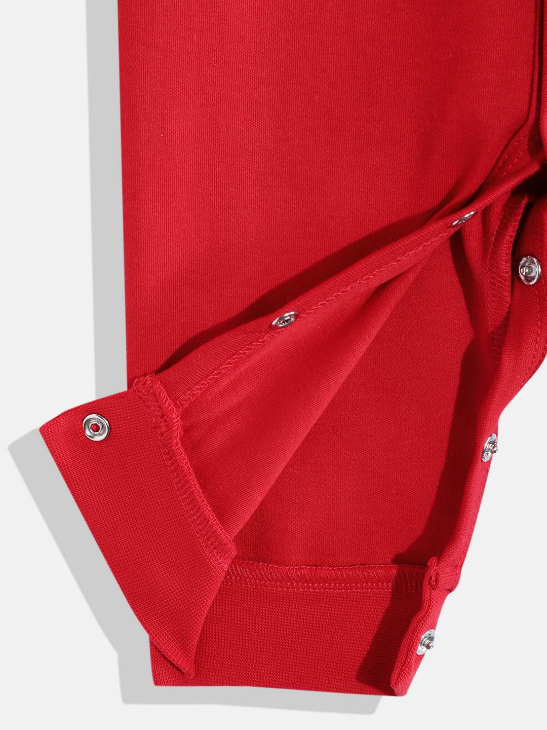 https://cdn.fynd.com/v2/falling-surf-7c8bb8/fyprod/wrkr/products/pictures/item/free/original/000000410401787006/jt5jtgqZ5LX-410401787006_6.jpg