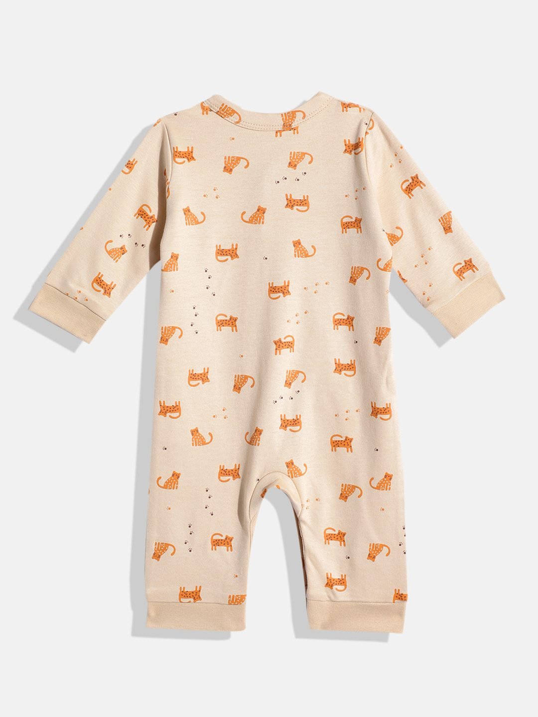 https://cdn.fynd.com/v2/falling-surf-7c8bb8/fyprod/wrkr/products/pictures/item/free/original/000000410401791006/5aD4aaJDFeQ-410401791006_3.jpg
