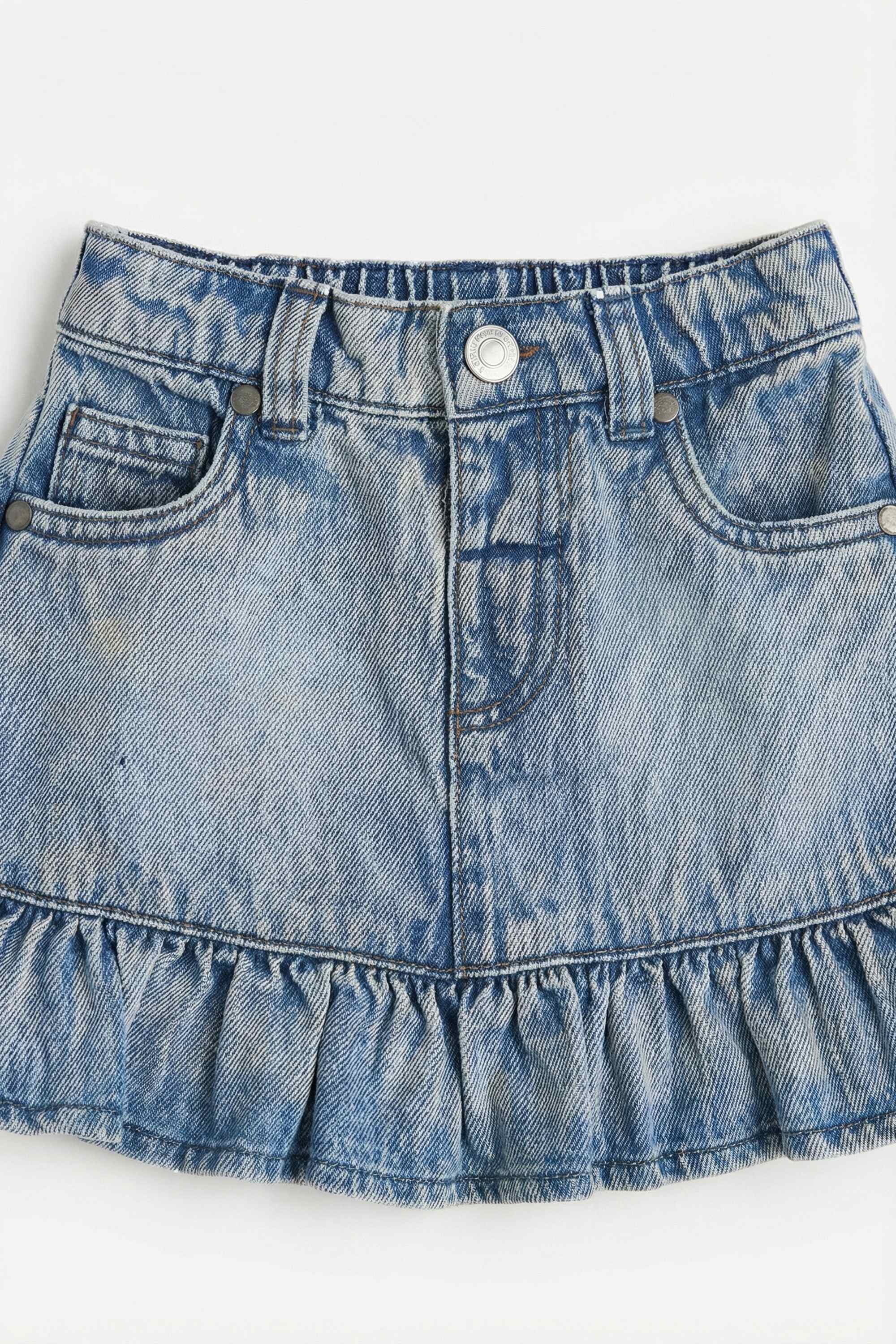 https://cdn.fynd.com/v2/falling-surf-7c8bb8/fyprod/wrkr/products/pictures/item/free/original/000000410402011001/hMaADY4bHQ74-000000410402011001_6.jpg