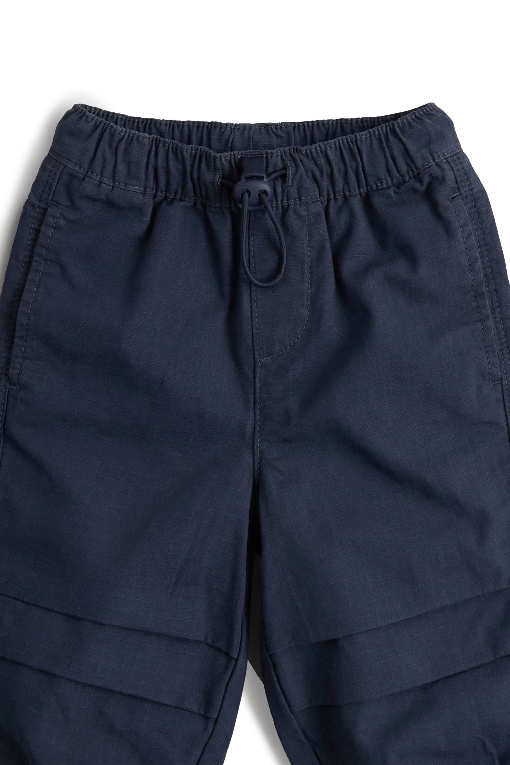https://cdn.fynd.com/v2/falling-surf-7c8bb8/fyprod/wrkr/products/pictures/item/free/original/000000410402022001/eWaGJ-kT8QX-000000410402022001_5.jpg