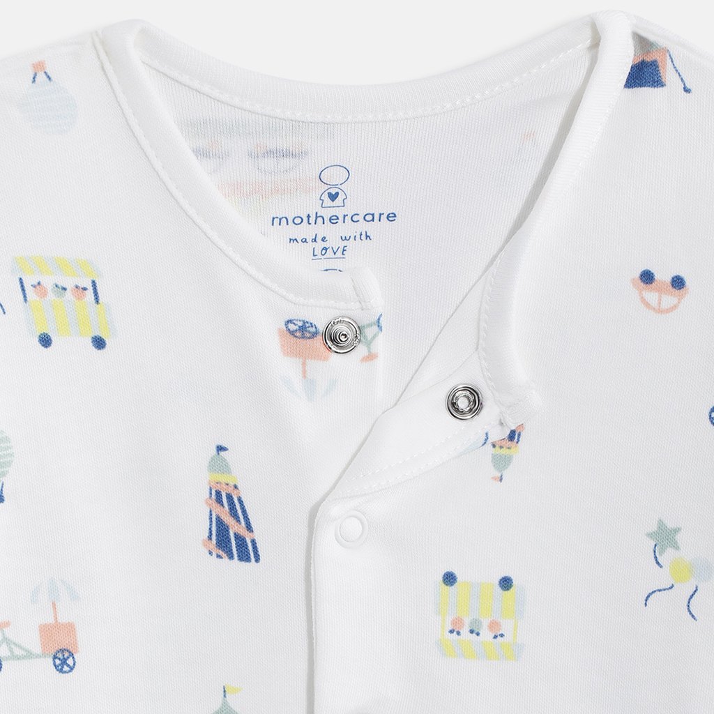https://cdn.fynd.com/v2/falling-surf-7c8bb8/fyprod/wrkr/products/pictures/item/free/original/000000410402208001/eCkjdsCV3A--000000410402208001_6.jpg