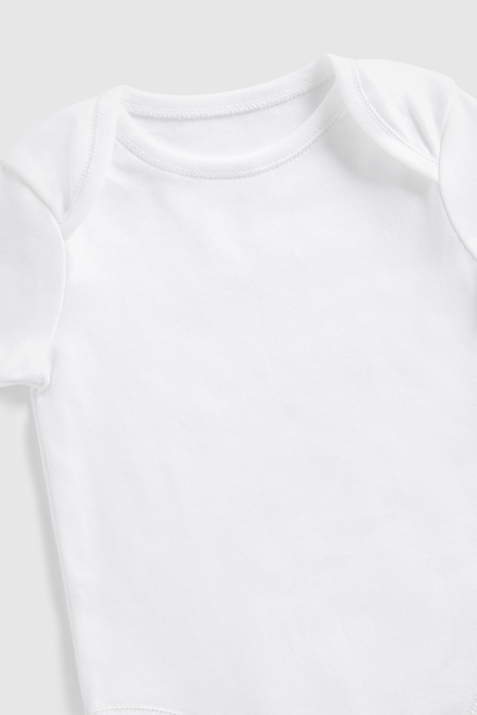 https://cdn.fynd.com/v2/falling-surf-7c8bb8/fyprod/wrkr/products/pictures/item/free/original/000000410402724001/i22k60kWhM-000000410402724001_4.jpeg