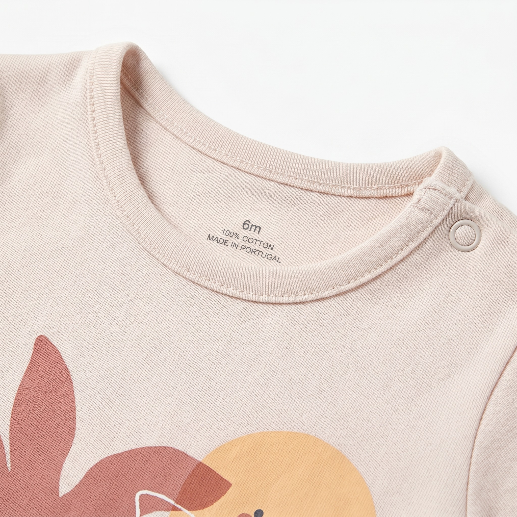 https://cdn.fynd.com/v2/falling-surf-7c8bb8/fyprod/wrkr/products/pictures/item/free/original/000000410402750001/rApFtPgSBAX-000000410402750001_6.jpg