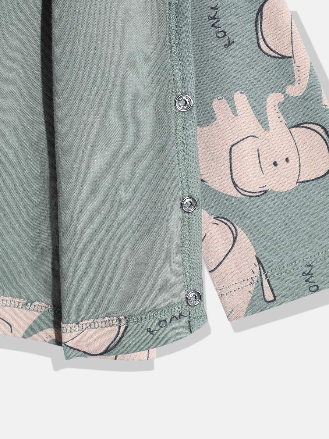 https://cdn.fynd.com/v2/falling-surf-7c8bb8/fyprod/wrkr/products/pictures/item/free/original/000000410402952001/OuKkqg06Gii-410402952001_6.jpg