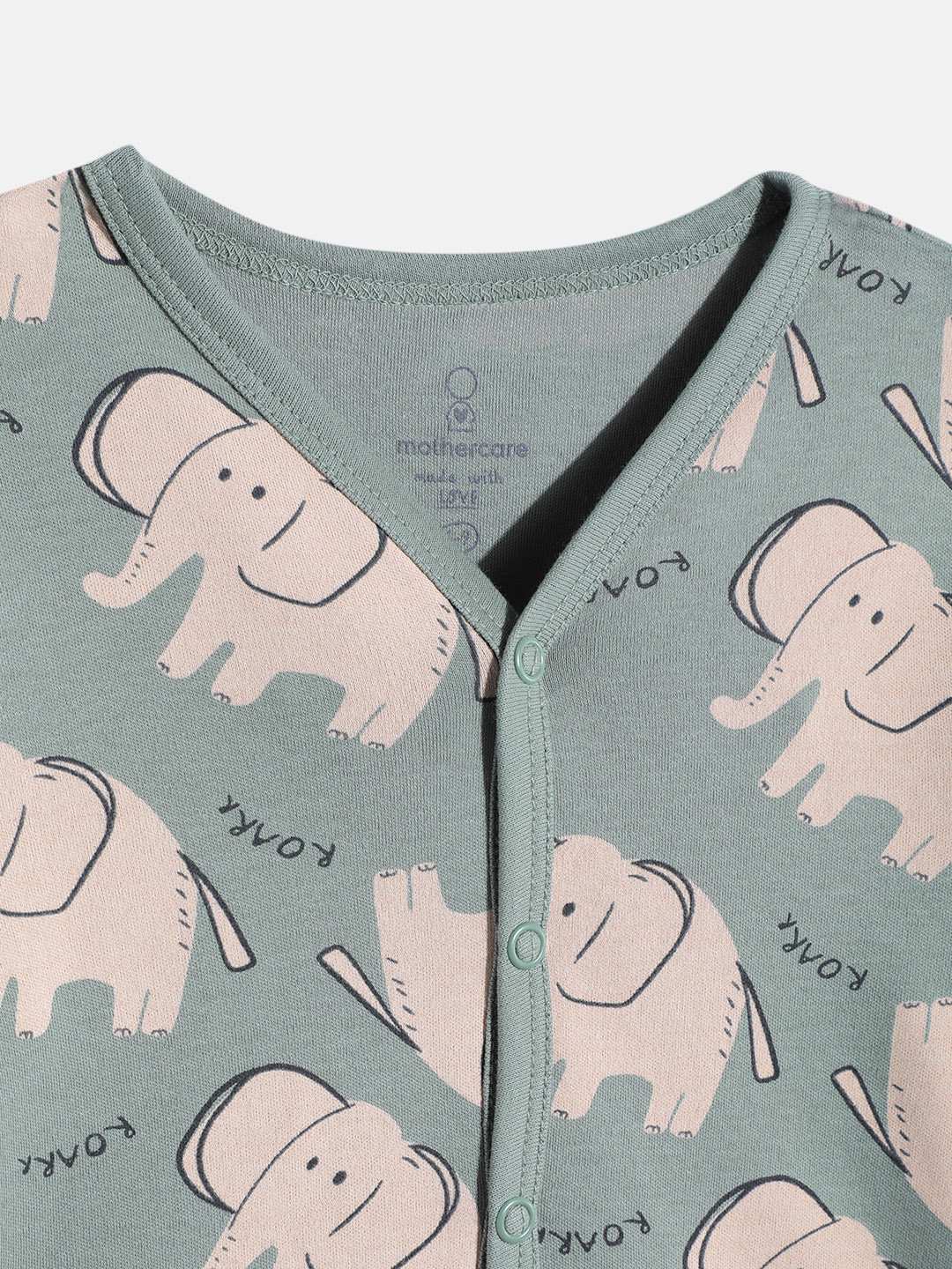https://cdn.fynd.com/v2/falling-surf-7c8bb8/fyprod/wrkr/products/pictures/item/free/original/000000410402952001/iBlsjY8RvA9-410402952001_4.jpg