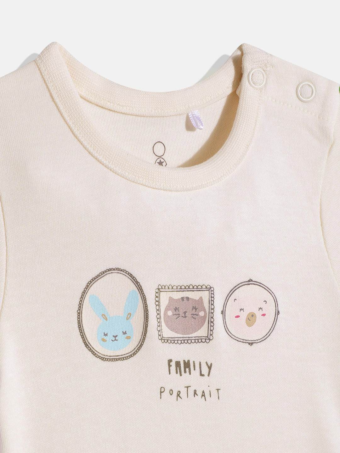 https://cdn.fynd.com/v2/falling-surf-7c8bb8/fyprod/wrkr/products/pictures/item/free/original/000000410402996001/5cqSzC-NWi3-410402996001_4.jpg