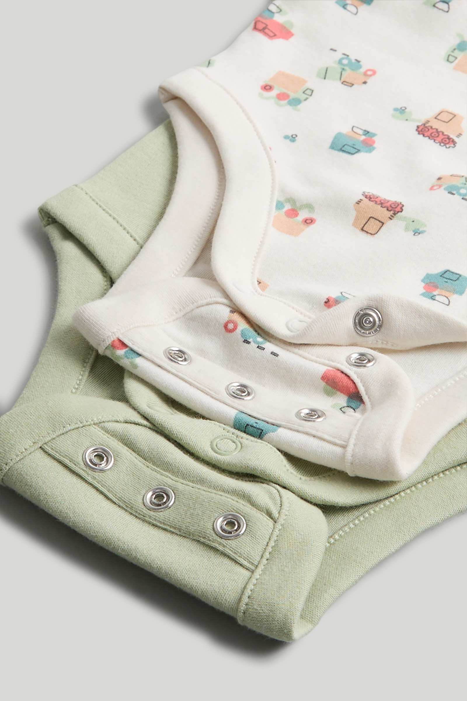 https://cdn.fynd.com/v2/falling-surf-7c8bb8/fyprod/wrkr/products/pictures/item/free/original/000000410403288001/PvpHKjyGTZYg-000000410403288001-4.jpeg