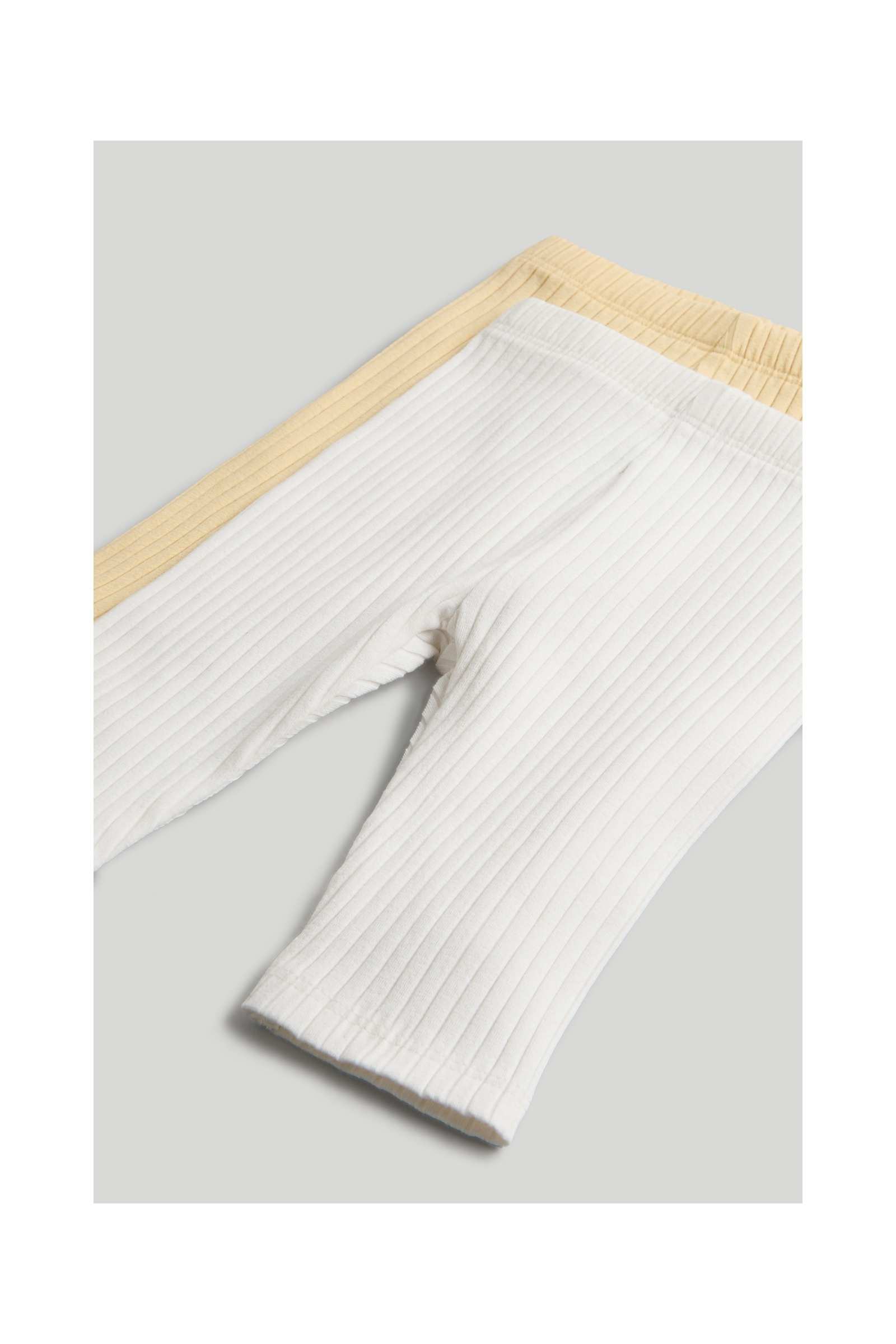 https://cdn.fynd.com/v2/falling-surf-7c8bb8/fyprod/wrkr/products/pictures/item/free/original/000000410403300001/fy4PzPq8PPYg-000000410403300001-3.jpeg