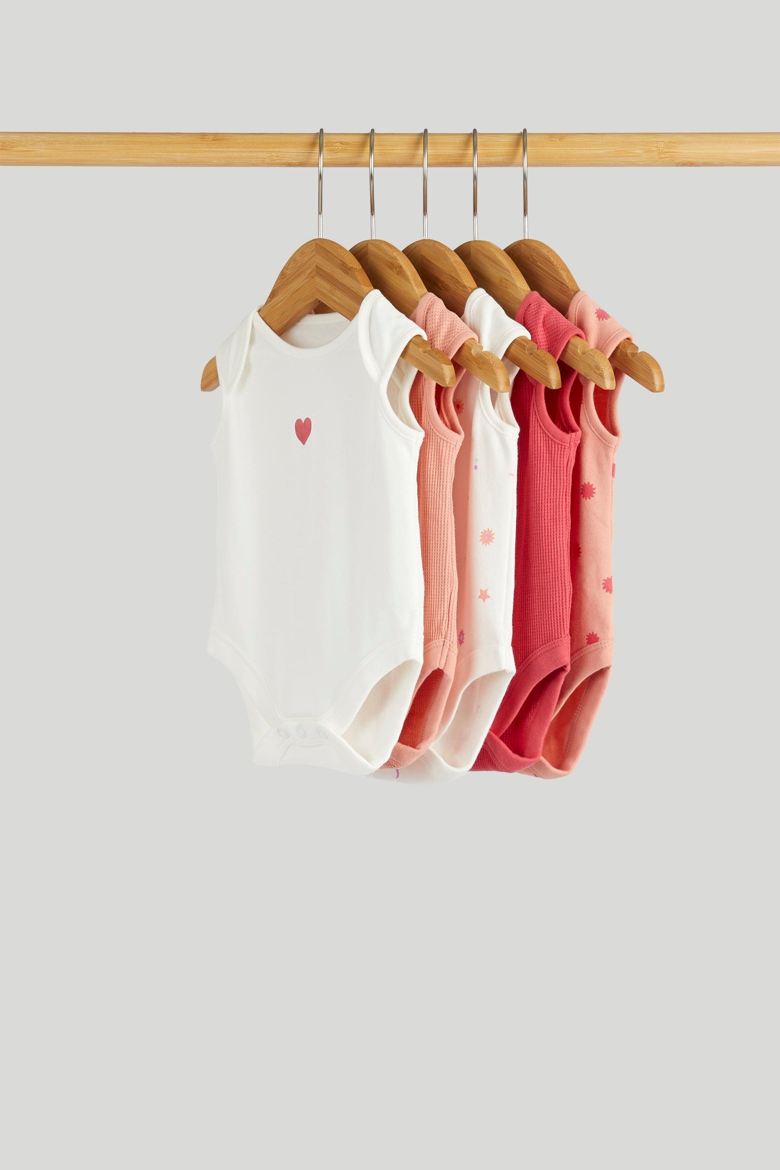 https://cdn.fynd.com/v2/falling-surf-7c8bb8/fyprod/wrkr/products/pictures/item/free/original/000000410403379001/C5sBQ6bgf-000000410403379001_1.jpeg