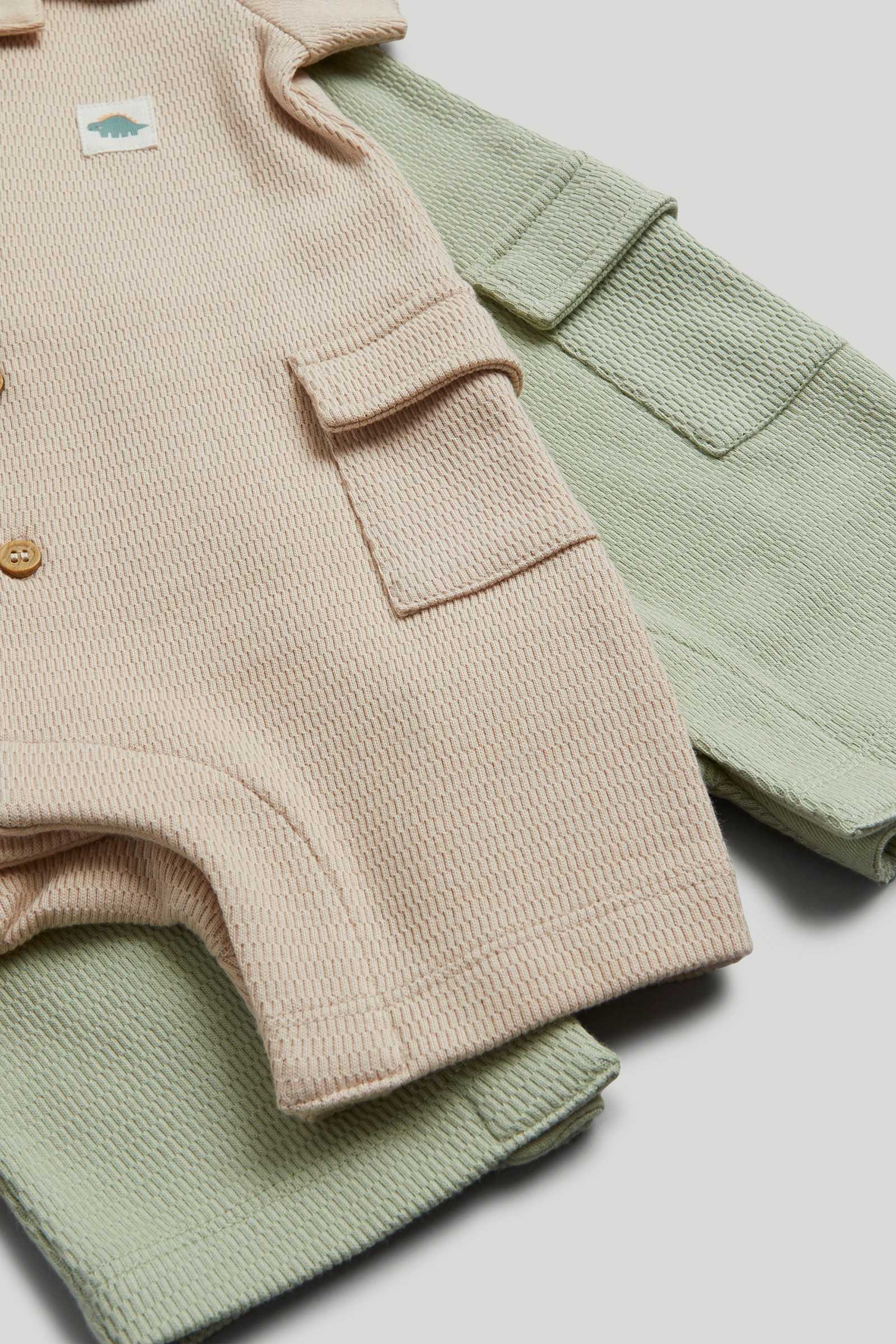 https://cdn.fynd.com/v2/falling-surf-7c8bb8/fyprod/wrkr/products/pictures/item/free/original/000000410403404001/G1bPd0sNRoT-000000410403404001-3.jpeg