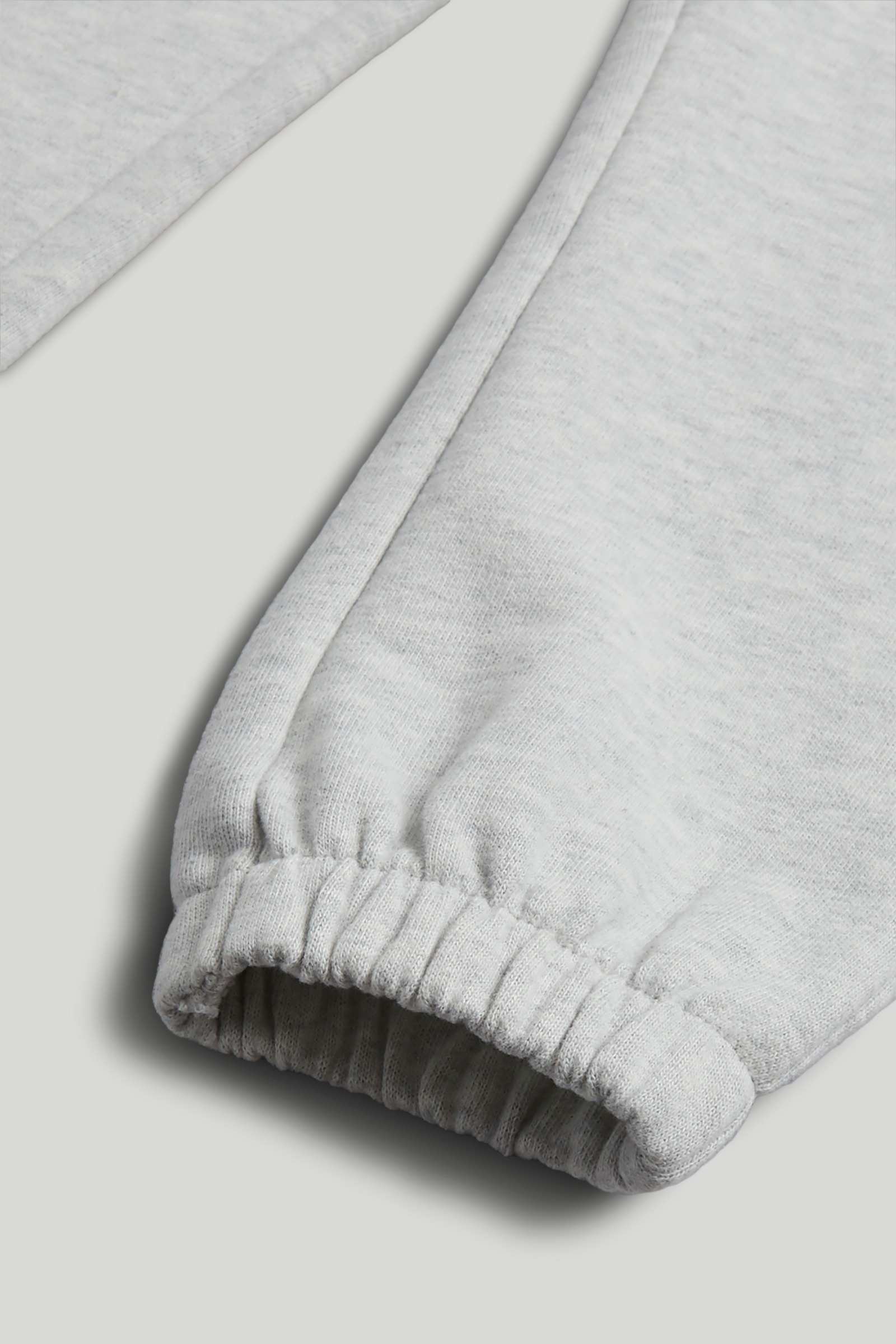 https://cdn.fynd.com/v2/falling-surf-7c8bb8/fyprod/wrkr/products/pictures/item/free/original/000000410403496001/bzr_gBMyvvR-000000410403496001-3.jpeg
