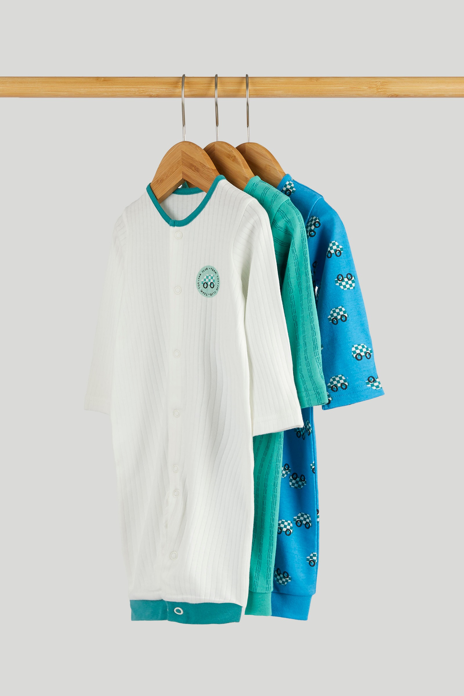 https://cdn.fynd.com/v2/falling-surf-7c8bb8/fyprod/wrkr/products/pictures/item/free/original/000000410403573001/lfmCj_M6MFW-000000410403573001_6.jpeg