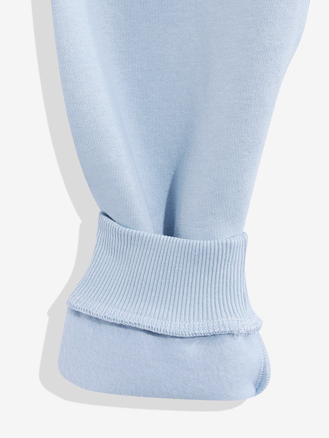 https://cdn.fynd.com/v2/falling-surf-7c8bb8/fyprod/wrkr/products/pictures/item/free/original/000000410403640001/nFVk-mIrf3o-GG25483_7.jpg