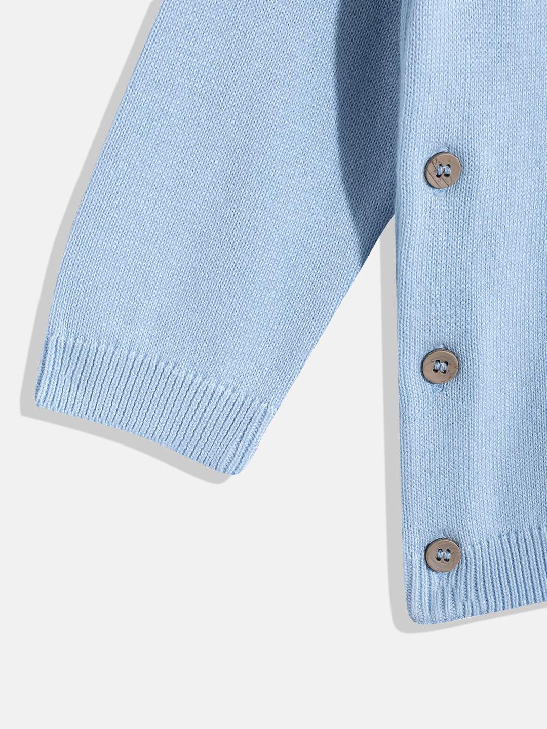 https://cdn.fynd.com/v2/falling-surf-7c8bb8/fyprod/wrkr/products/pictures/item/free/original/000000410403908001/eINBvkBsFGgG-410403908001_6.jpg