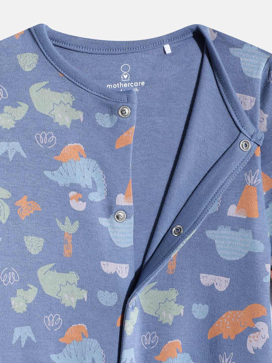 https://cdn.fynd.com/v2/falling-surf-7c8bb8/fyprod/wrkr/products/pictures/item/free/original/000000410404340001/VqYCTCI_CGDv-410404340001_10.jpg