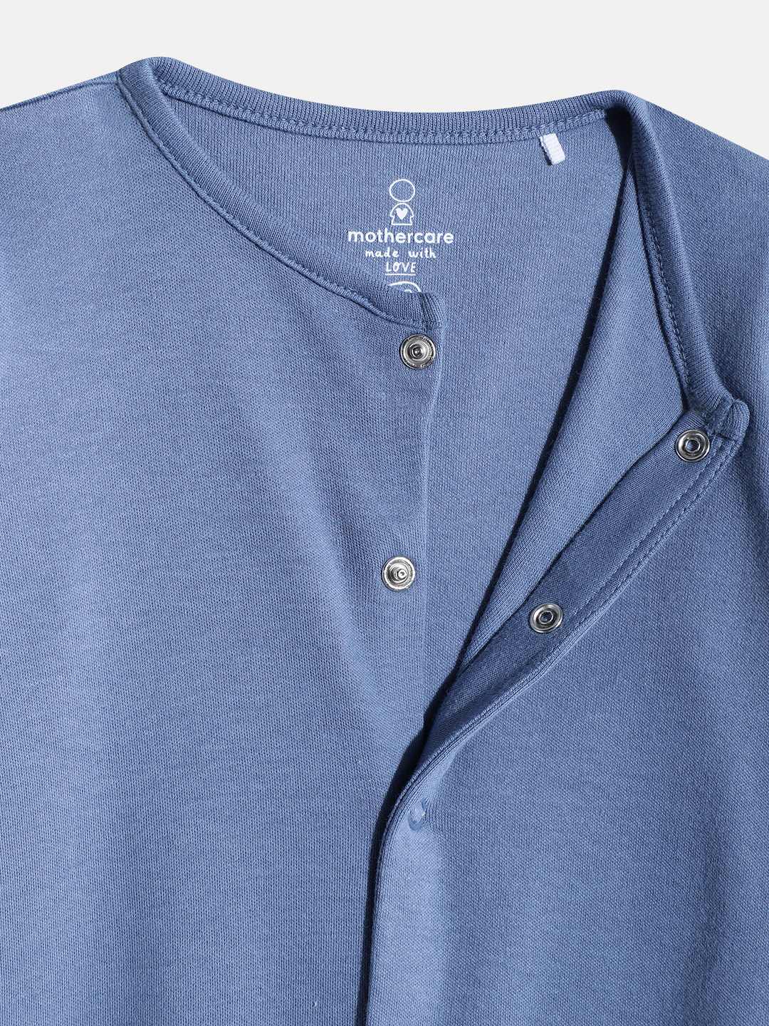 https://cdn.fynd.com/v2/falling-surf-7c8bb8/fyprod/wrkr/products/pictures/item/free/original/000000410404340001/YvAFhVpJThkt-410404340001_14.jpg